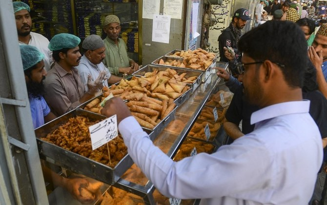 Rezeki Ramadan: Pakora laku keras di Pakistan