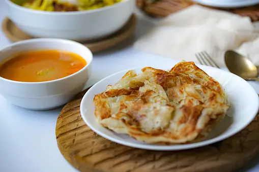 Roti canai dinobat roti terbaik dunia dalam carta TasteAtlas